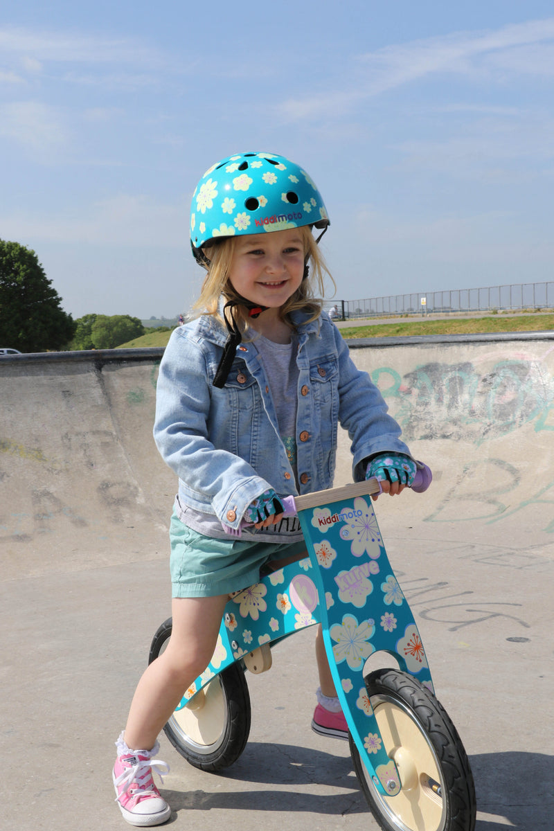 How to ride a balance bike in 5 easy steps